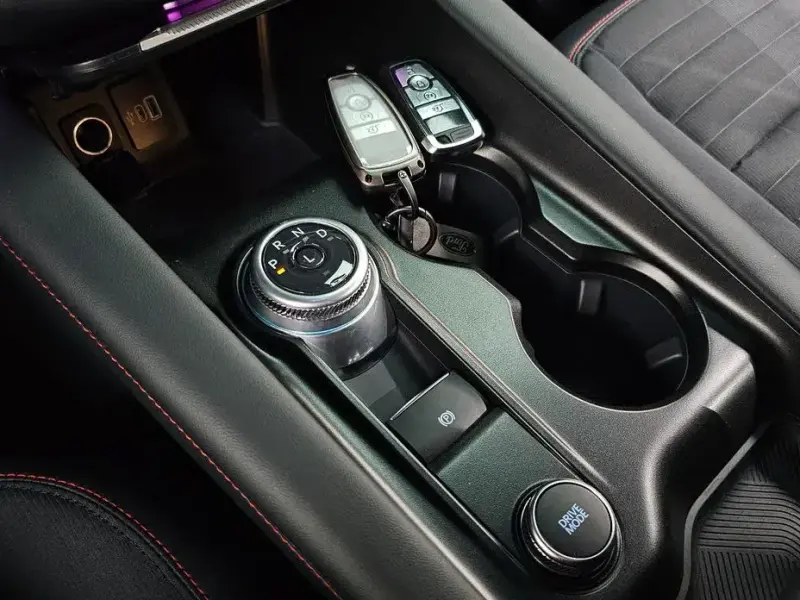 2025 Ford Explorer с пробегом 26 897 км