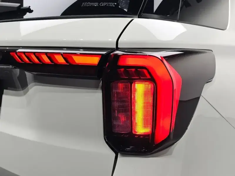 2025 Ford Explorer с пробегом 26 897 км