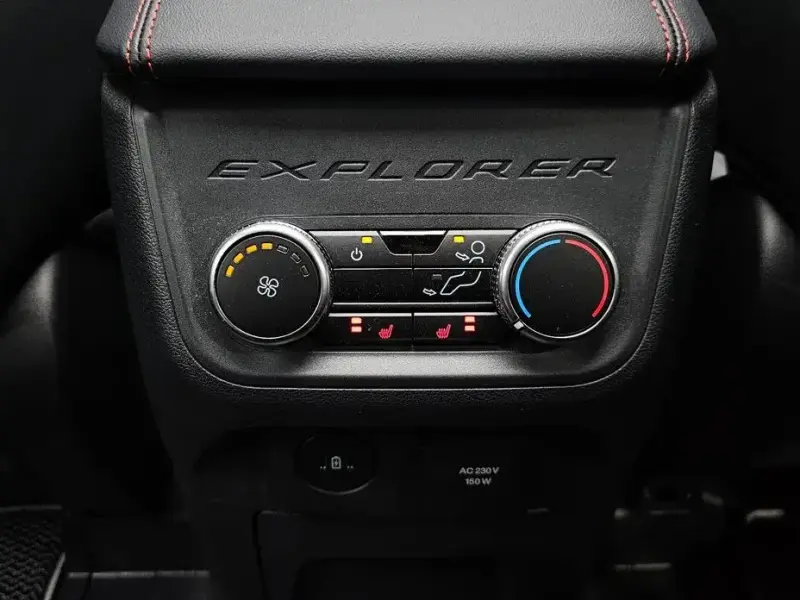 2025 Ford Explorer с пробегом 26 897 км
