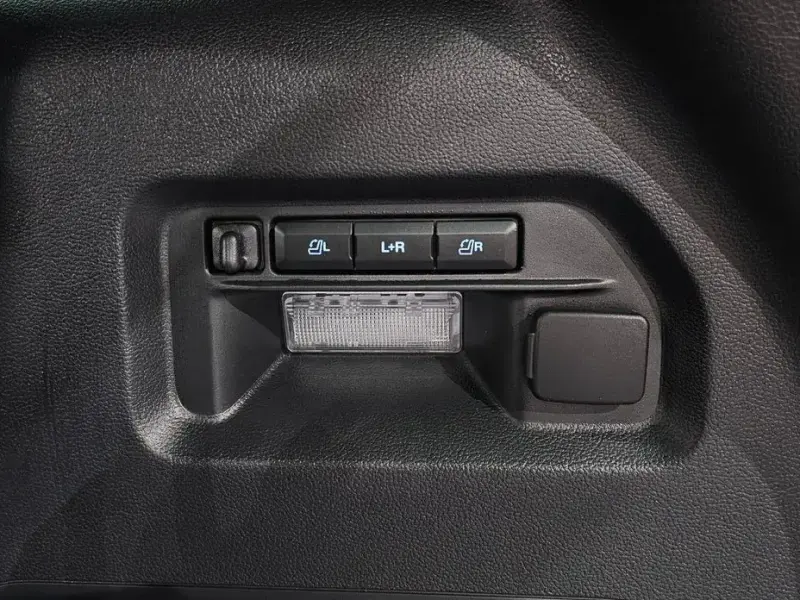 2025 Ford Explorer с пробегом 26 897 км