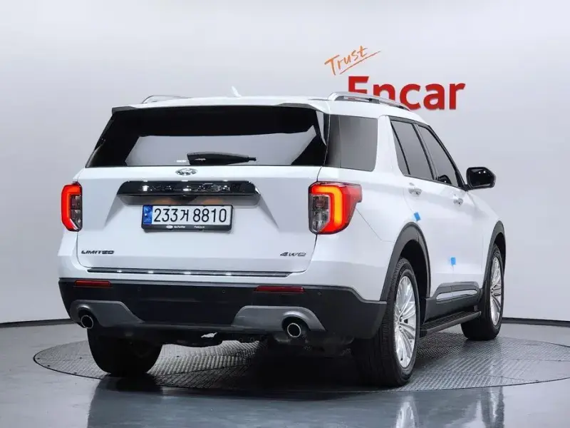 2023 Ford Explorer с пробегом 22 192 км