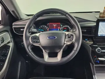 2023 Ford Explorer с пробегом 22 192 км