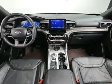 2023 Ford Explorer с пробегом 20 200 км