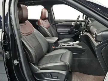 2023 Ford Explorer с пробегом 20 200 км