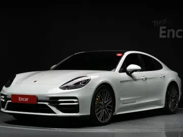2021 Porsche Panamera с пробегом 21 190 км