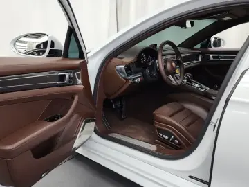 2021 Porsche Panamera с пробегом 21 190 км