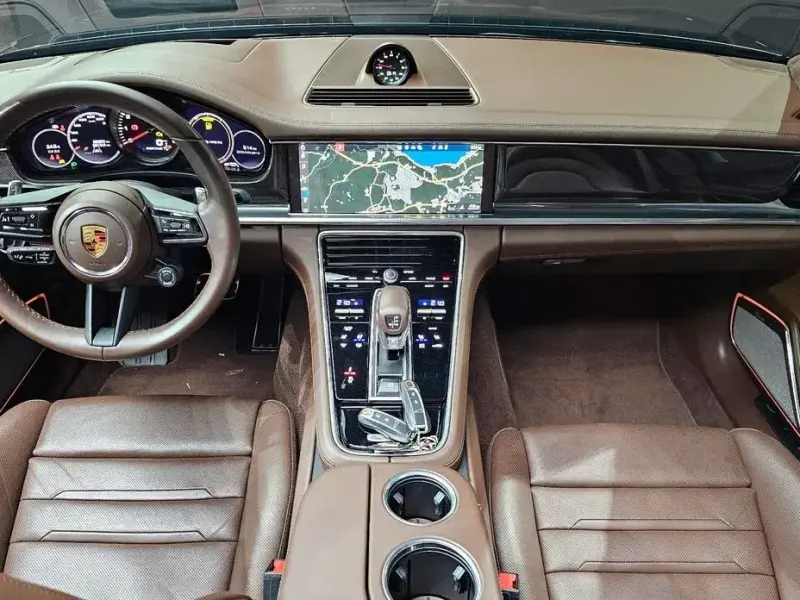 2021 Porsche Panamera с пробегом 39 630 км