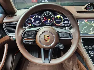 2021 Porsche Panamera с пробегом 39 630 км