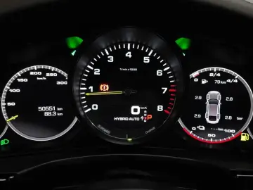 2021 Porsche Panamera с пробегом 50 551 км
