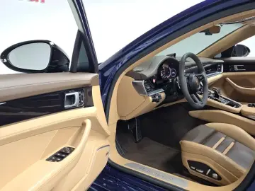 2021 Porsche Panamera с пробегом 50 551 км