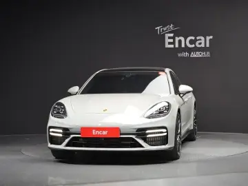 2021 Porsche Panamera с пробегом 15 909 км