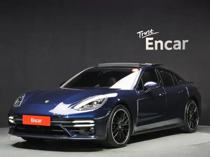 2023 Porsche Panamera с пробегом 52 315 км