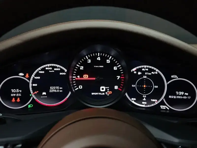 2023 Porsche Panamera с пробегом 52 315 км