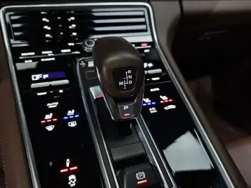 2023 Porsche Panamera с пробегом 52 315 км