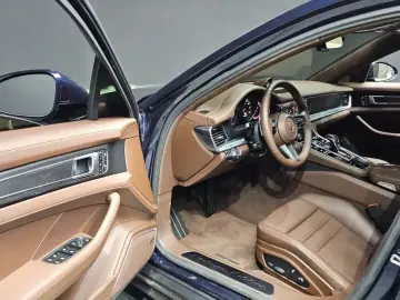 2023 Porsche Panamera с пробегом 52 315 км