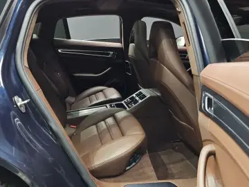 2023 Porsche Panamera с пробегом 52 315 км