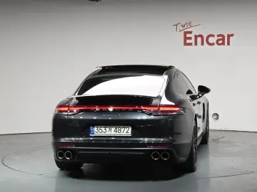 2021 Porsche Panamera с пробегом 53 377 км