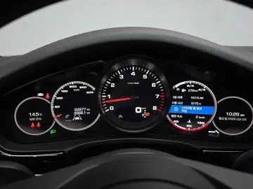 2021 Porsche Panamera с пробегом 53 377 км