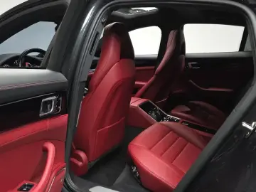 2021 Porsche Panamera с пробегом 53 377 км