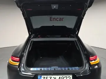 2021 Porsche Panamera с пробегом 53 377 км