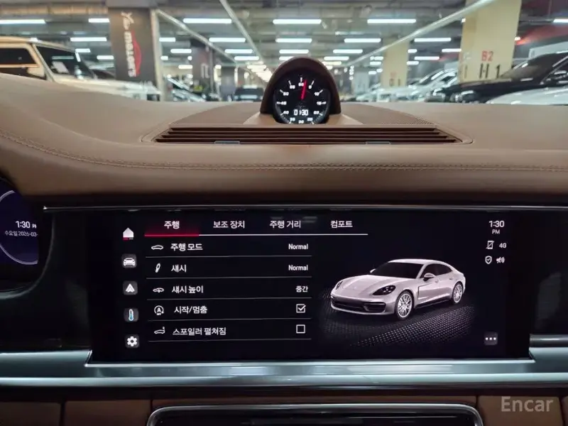 2023 Porsche Panamera с пробегом 12 000 км