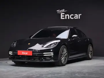 2023 Porsche Panamera с пробегом 15 650 км