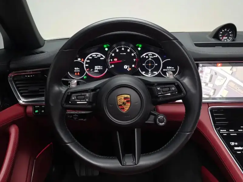 2021 Porsche Panamera с пробегом 53 775 км