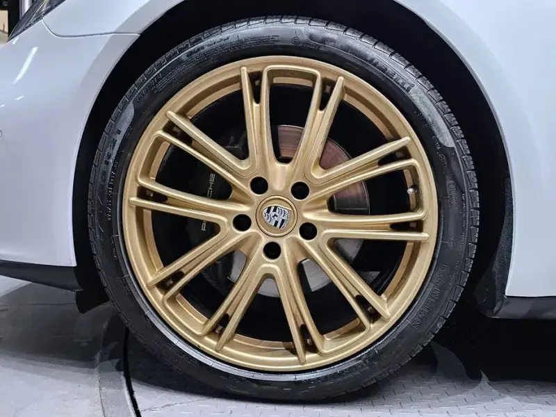 2022 Porsche Panamera с пробегом 49 835 км