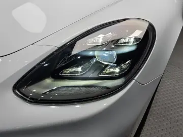 2022 Porsche Panamera с пробегом 49 835 км