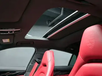 2022 Porsche Panamera с пробегом 49 835 км