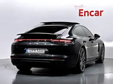 2021 Porsche Panamera с пробегом 39 303 км