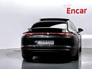 2021 Porsche Panamera с пробегом 39 303 км