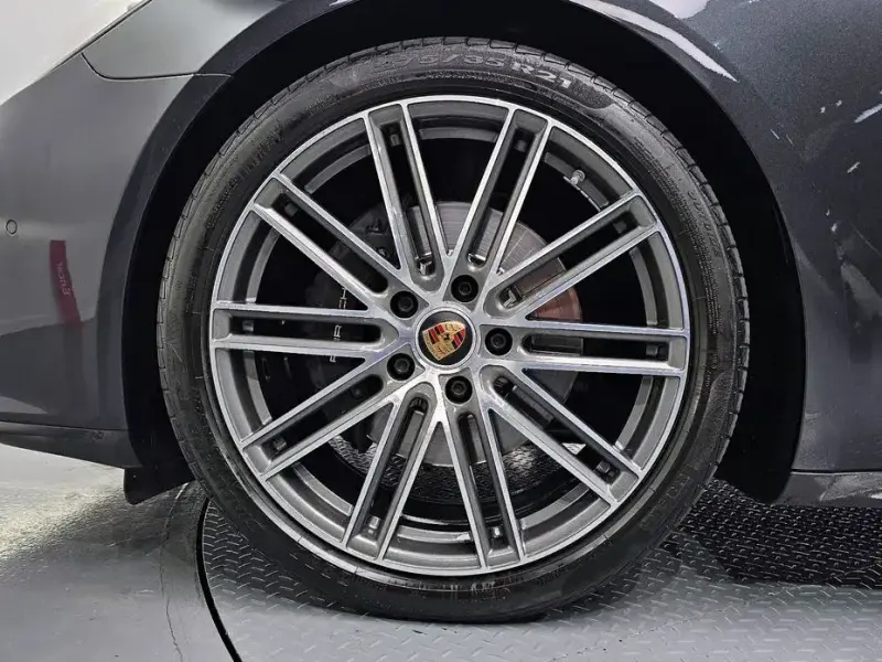 2021 Porsche Panamera с пробегом 39 303 км