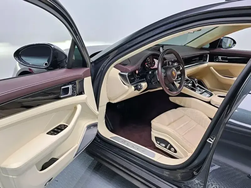 2021 Porsche Panamera с пробегом 39 303 км