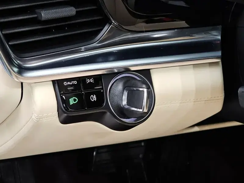 2021 Porsche Panamera с пробегом 39 303 км