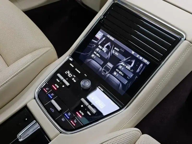2021 Porsche Panamera с пробегом 39 303 км