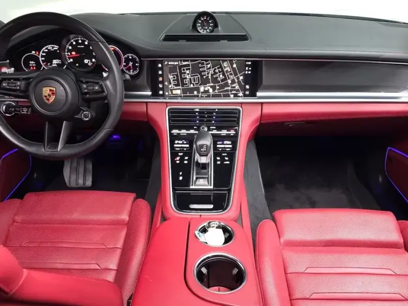 2023 Porsche Panamera с пробегом 46 812 км