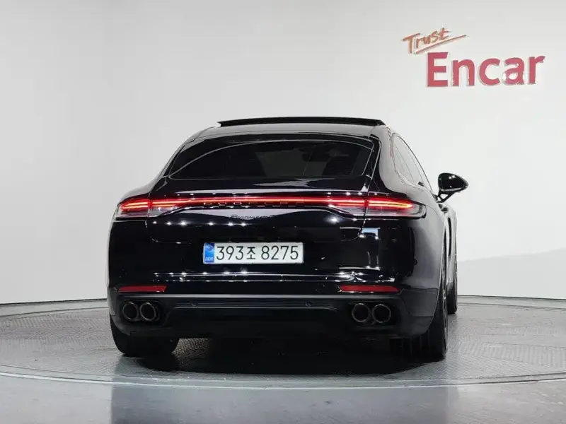 2021 Porsche Panamera с пробегом 20 614 км