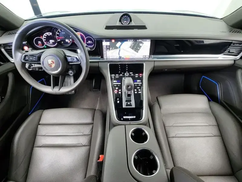 2021 Porsche Panamera с пробегом 20 614 км