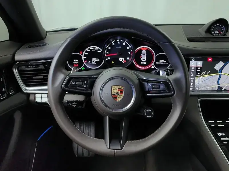 2021 Porsche Panamera с пробегом 20 614 км