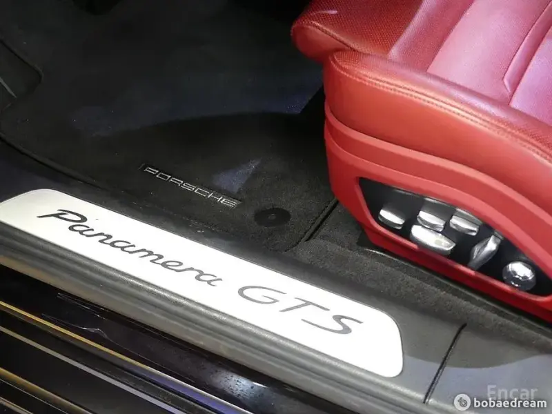 2021 Porsche Panamera с пробегом 46 000 км