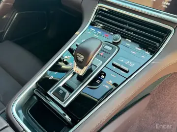 2022 Porsche Panamera с пробегом 36 000 км