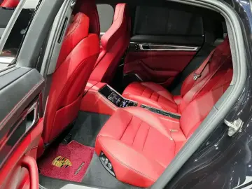 2021 Porsche Panamera с пробегом 51 315 км