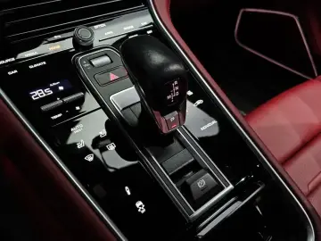 2023 Porsche Panamera с пробегом 43 804 км
