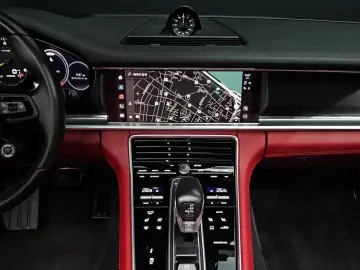 2023 Porsche Panamera с пробегом 43 804 км