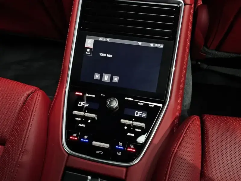2023 Porsche Panamera с пробегом 43 804 км