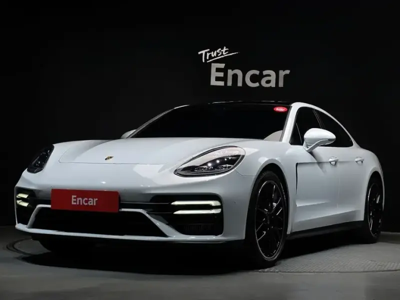 2021 Porsche Panamera с пробегом 52 913 км