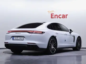2023 Porsche Panamera с пробегом 44 855 км