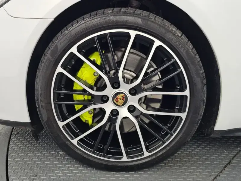 2023 Porsche Panamera с пробегом 44 855 км