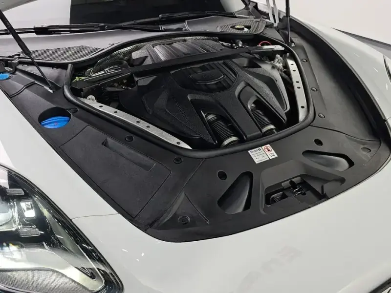 2023 Porsche Panamera с пробегом 44 855 км